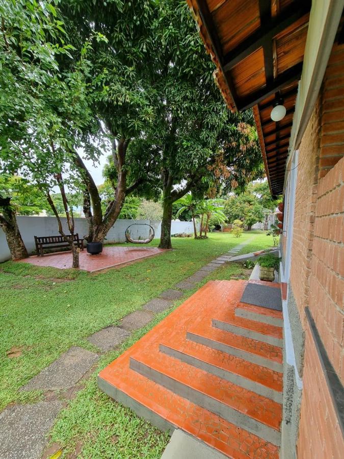 Villa Casa Dom Quixote, Pequena Chacara No Centro Da Cidade Atibaia Exterior foto